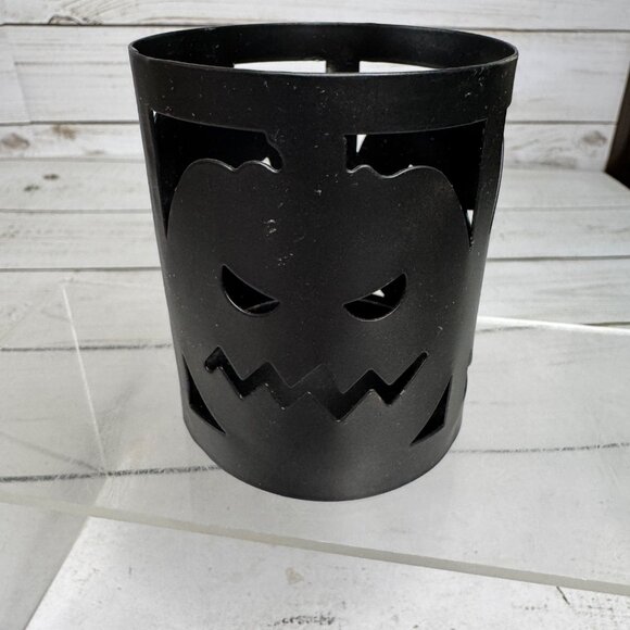 Halloween Jack-O-Lantern Black Metal Candle Holder Pumpkin Cutout 4" Tall - Picture 4 of 8